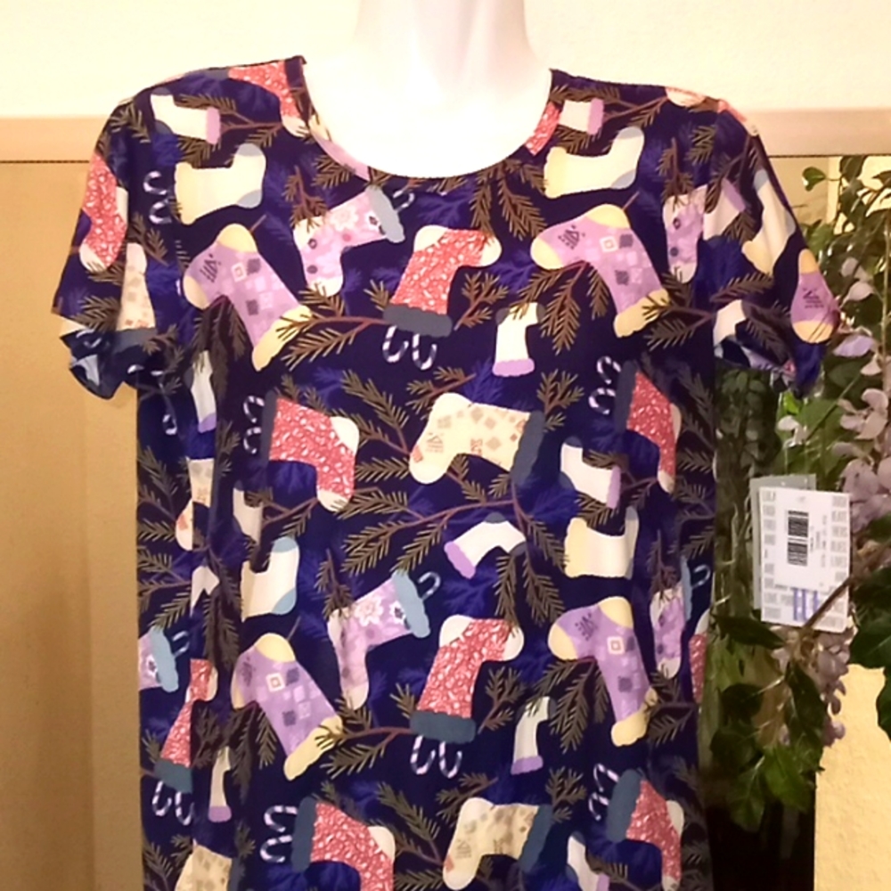 LulaRoe Christmas Stockings Gracie Top